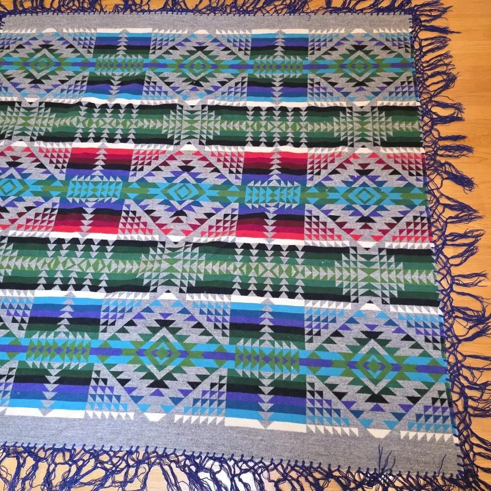Pendleton Vtg Beaver State Wool Shawl Blanket 62in Geometric Fringe USA Western